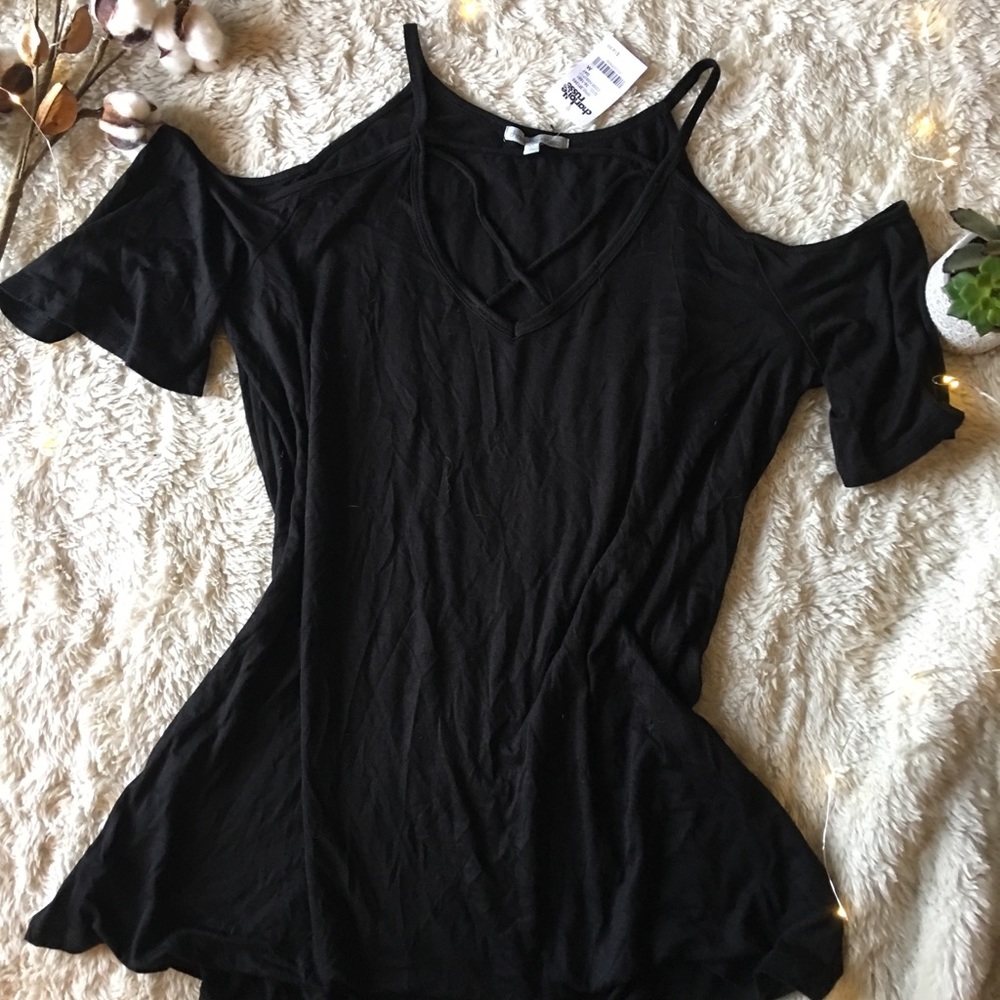 Strappy black t shirt